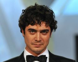 WHAT IS THE ZODIAC SIGN OF RICCARDO SCAMARCIO?